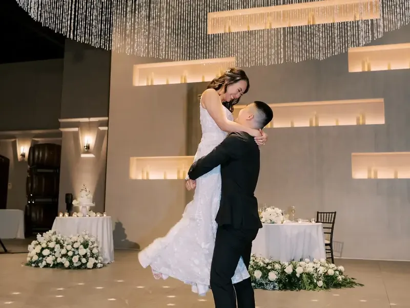 5 Hours of DJ with Ceremony Package - Gallery image