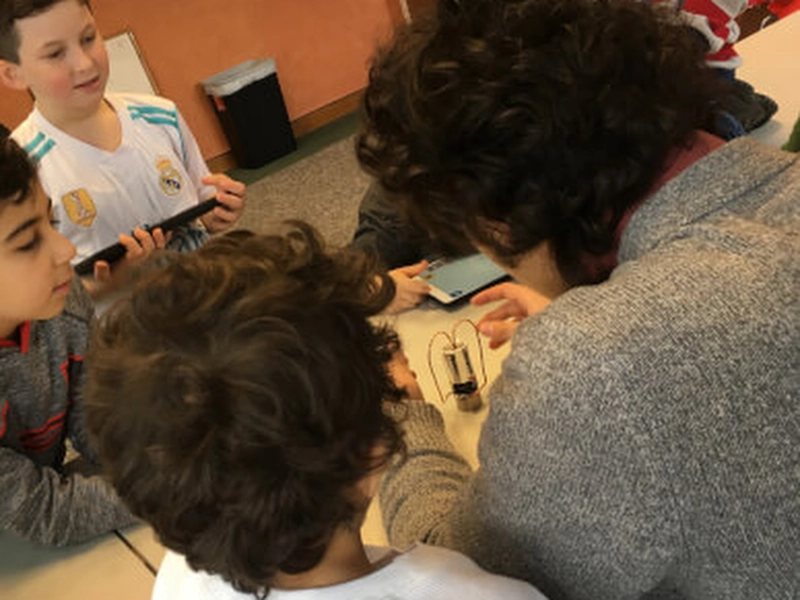 Robotics Team Building WorkshopDesign & Challenge Games - Gallery image