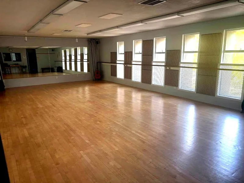 Charming Dance Studio for Celebrations - Gallery image