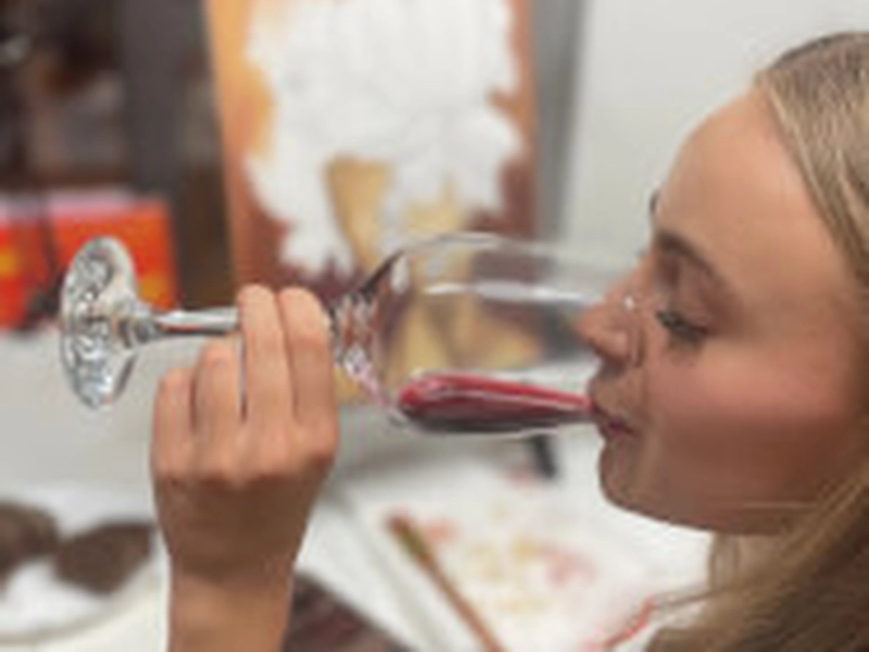 Paint and Sip Team Building Art Workshop - Gallery image