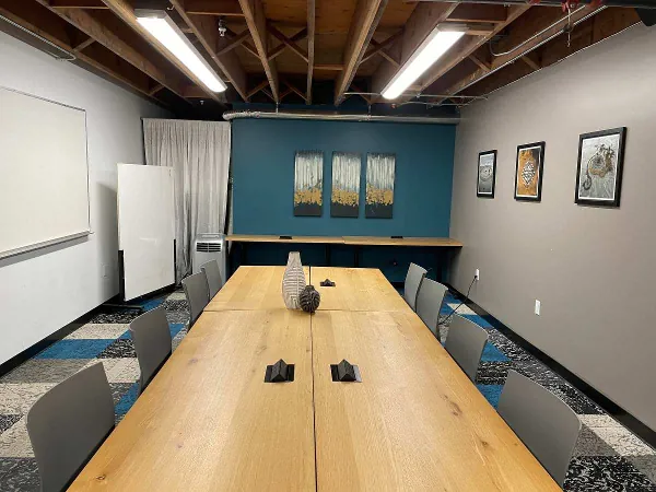 Sophisticated Meeting Room for Events in SoMa - Networking Mixer in San Francisco - Featured image