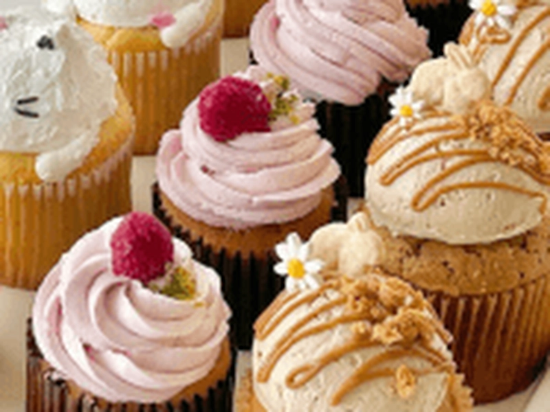 Cake and Cupcake Decorating Workshop for Team Building - Featured image