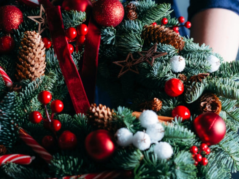 Holiday Wreath Design Team Building Workshop - Featured image