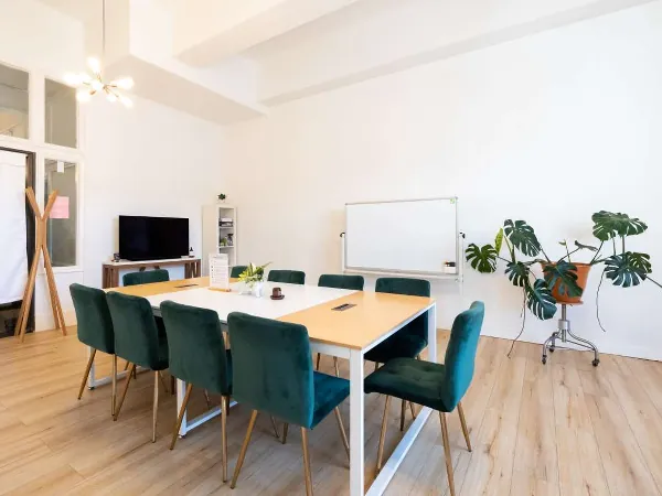 Intimate Meeting Room for Events in Union Square - Networking Mixer in San Francisco - Featured image