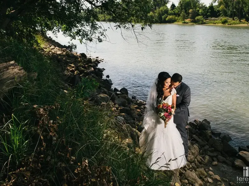 Scott's Seafood On The River - Gallery image