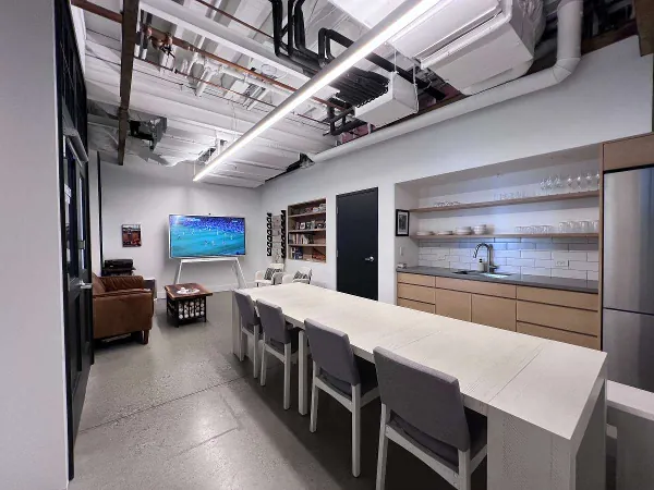 Intimate Meeting Room for Events in Central Waterfront - Birthday in San Francisco - Featured image