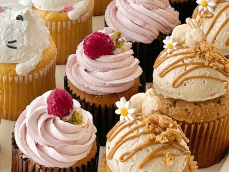 Cake and Cupcake Decorating Workshop for Team Building - Gallery image