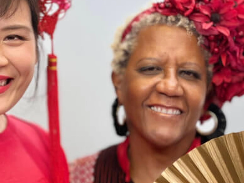 Holiday-Themed Headdress Crafting Workshop for Teams - Gallery image