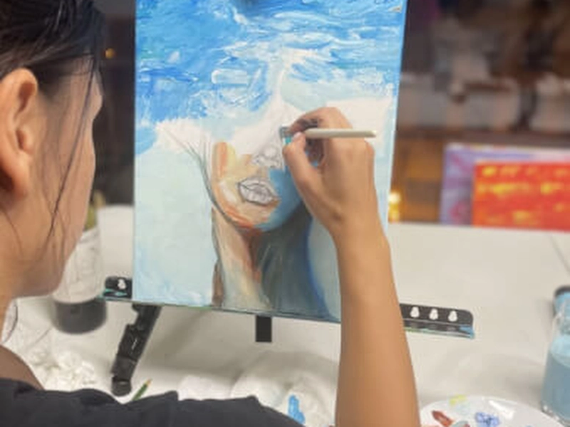 Van Gogh-Inspired Floral Acrylic Painting Workshop - Gallery image