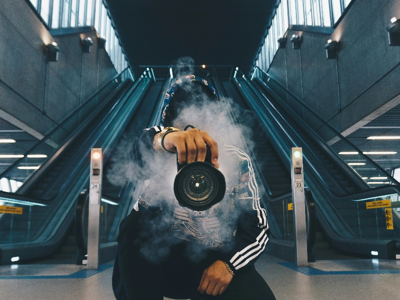 The Best Photographer - Gallery image