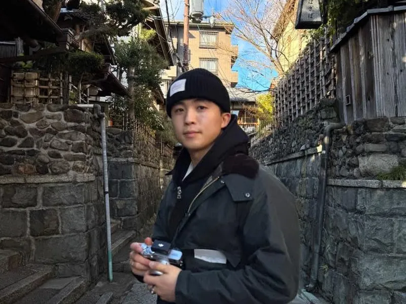 Large Hayes Valley Community Space With Exposed Brick and Chic Furniture - Gallery image