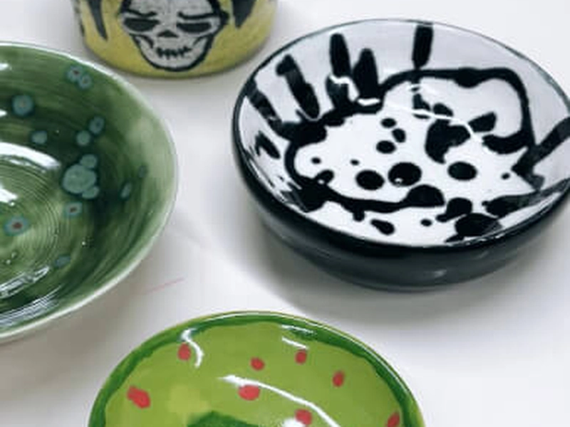 Bisque Pottery Glazing Workshop for Creative Team Building - Gallery image