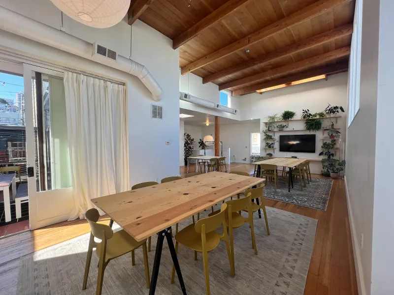 Bright Marina Loft with Patio and 14ft Ceilings - Gallery image